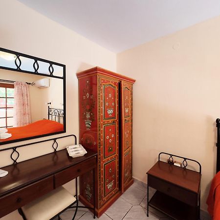 Villa Eleni Seaside Apartments Platanés Esterno foto