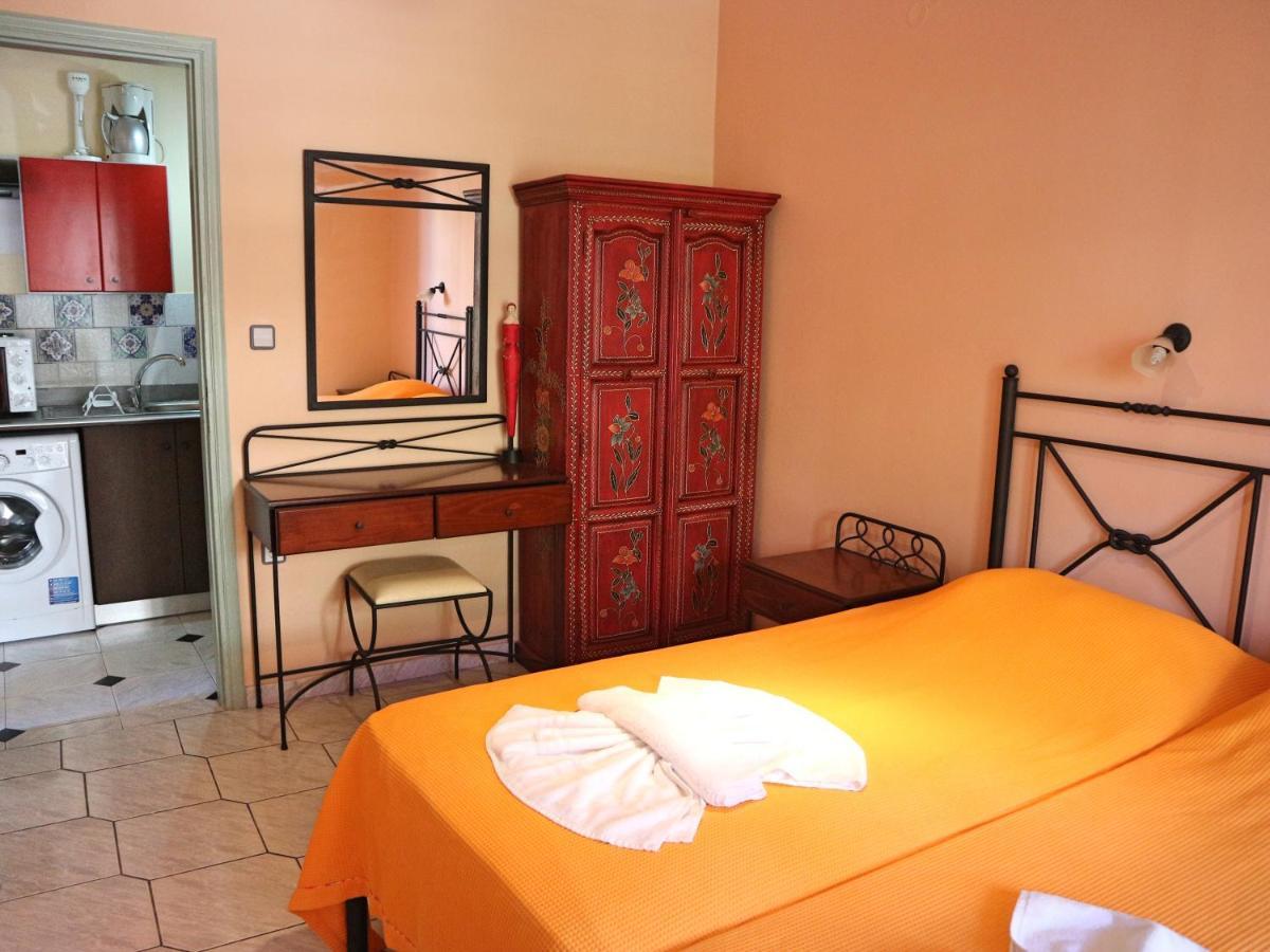 Villa Eleni Seaside Apartments Platanés Esterno foto