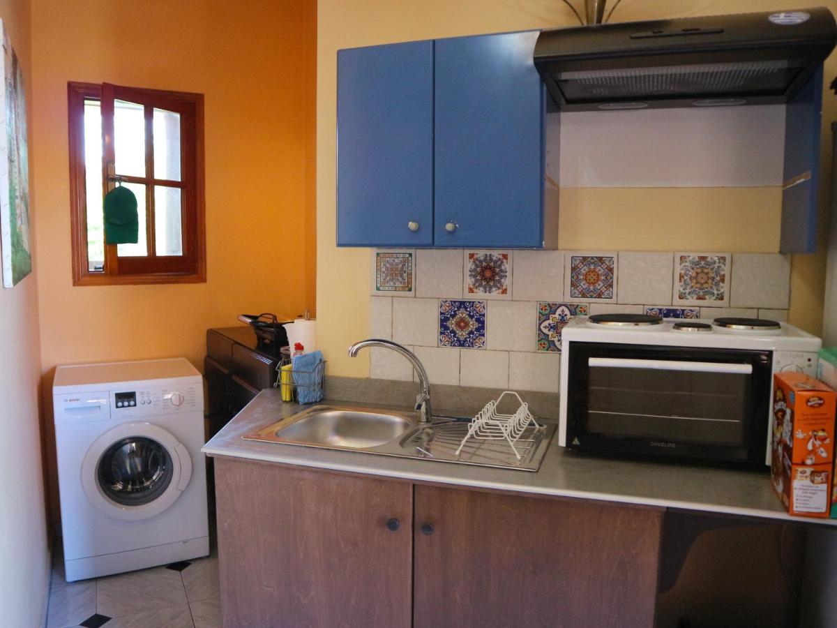 Villa Eleni Seaside Apartments Platanés Esterno foto